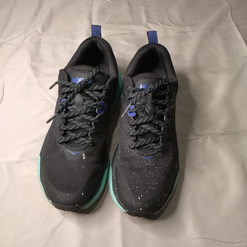 Hoka One One Challenger ATR6 Black Athletic Shoes GORE TEX womens Sz 8.5B